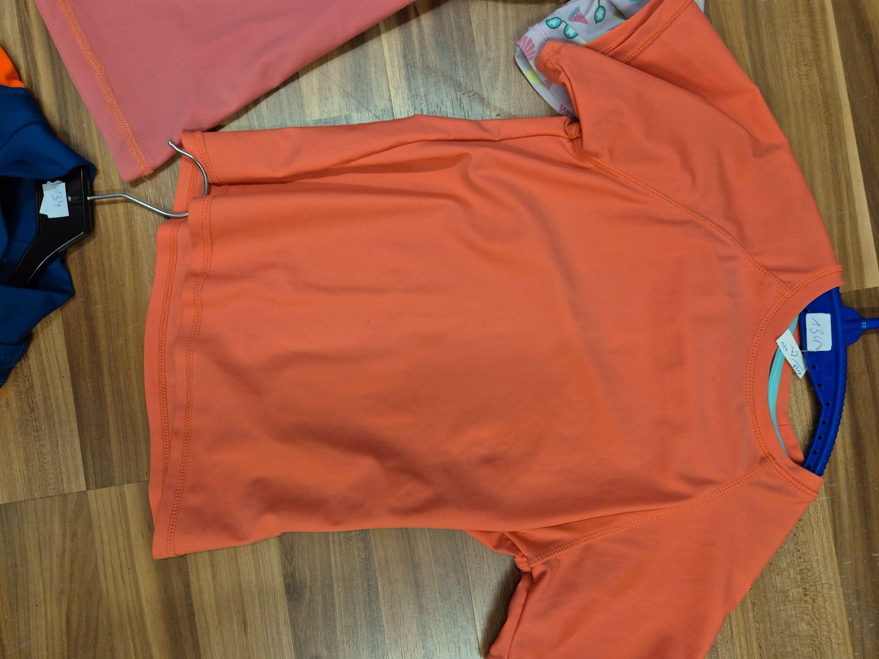 Badehosen: 3 Uv Badeshirt  gr 134 B – Gebraucht aus Schwarzenburg von Flamingo07 2