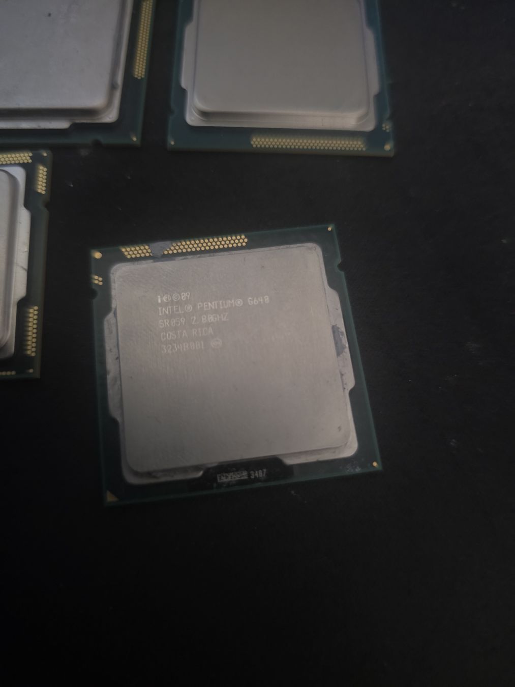 Intel Composants électroniques: 6x Processeurs Intel – Défectueux à Morges par MGaming 2