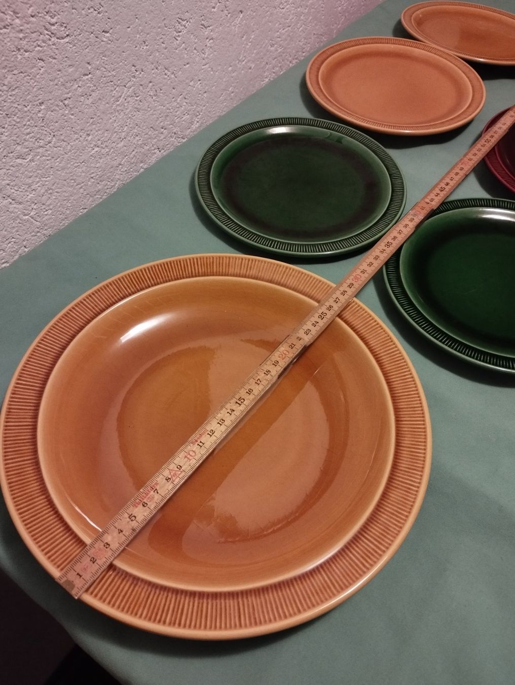 Set di piatti: Fonduegeschirr antik – Usato da Ostermundigen venduto da Dinge1 7
