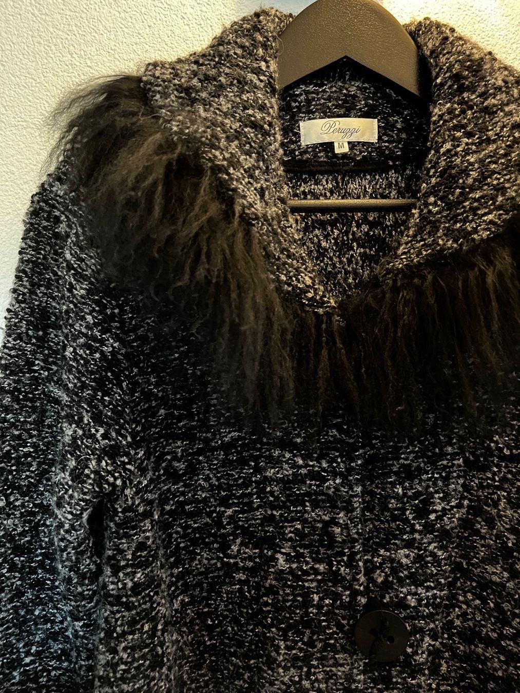 Giacche: Strickjacke – Usato da Kloten venduto da pae_wq5j 2