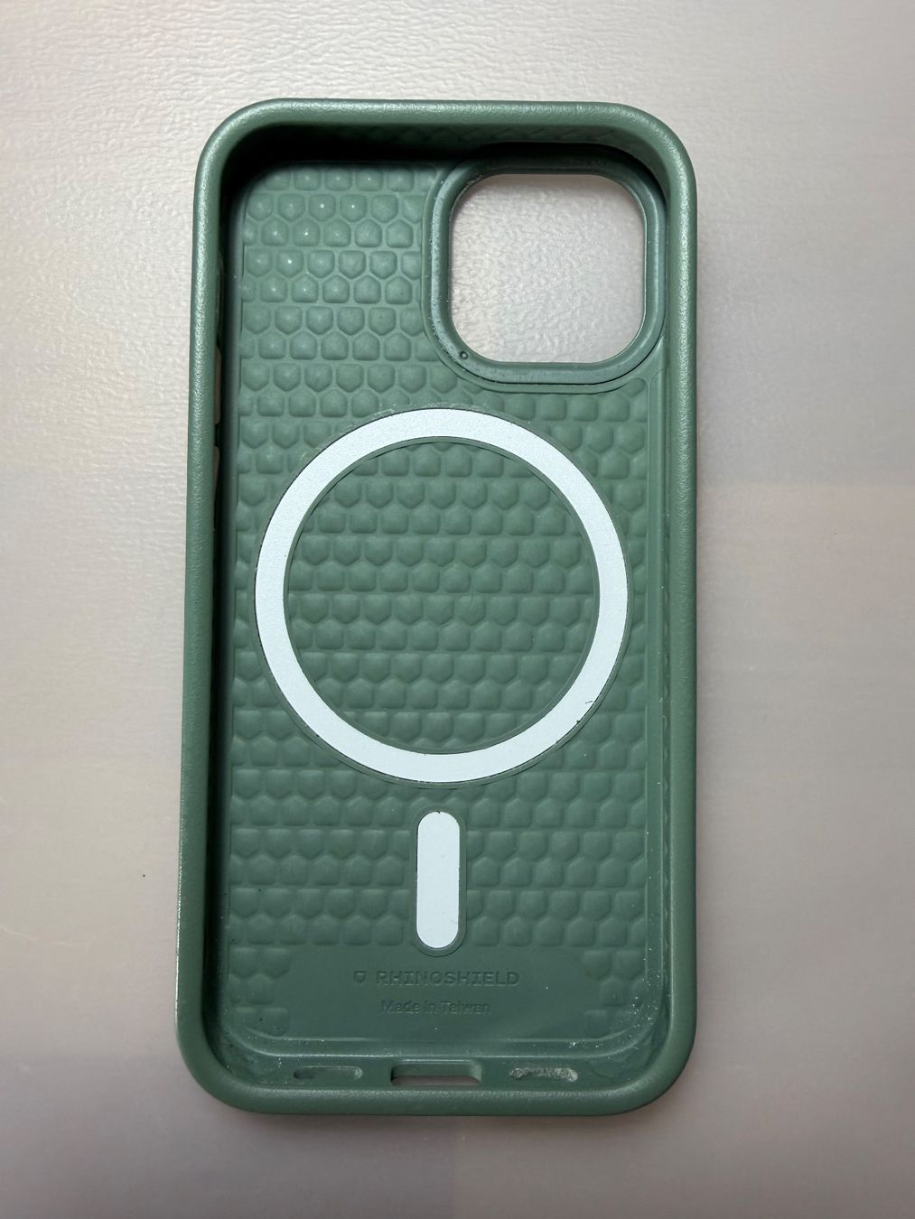 Apple Cover & Protezioni schermo: Coque RhinoShield iPhone 13 Mini SolidSuit Van Gogh Verte – Usato da Botyre (Ayent) venduto da dam_nlm2 1