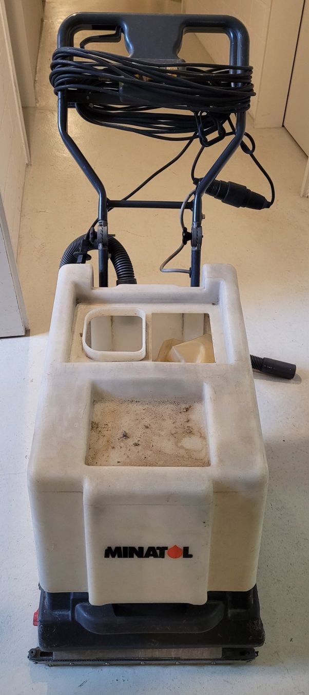 Tutte le macchine: Minatol Teppichreinigungsgerät – Usato da Bischofszell venduto da -fr-5 1
