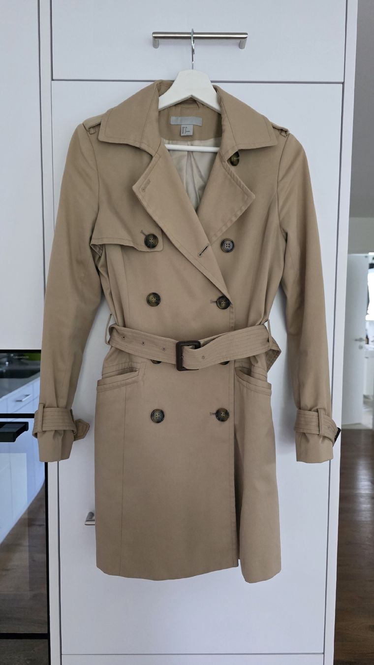 H&M Cappotti: H&M Trenchcoat Beige, Grösse 34 – Usato da Dagmersellen venduto da jul_y8bh 1