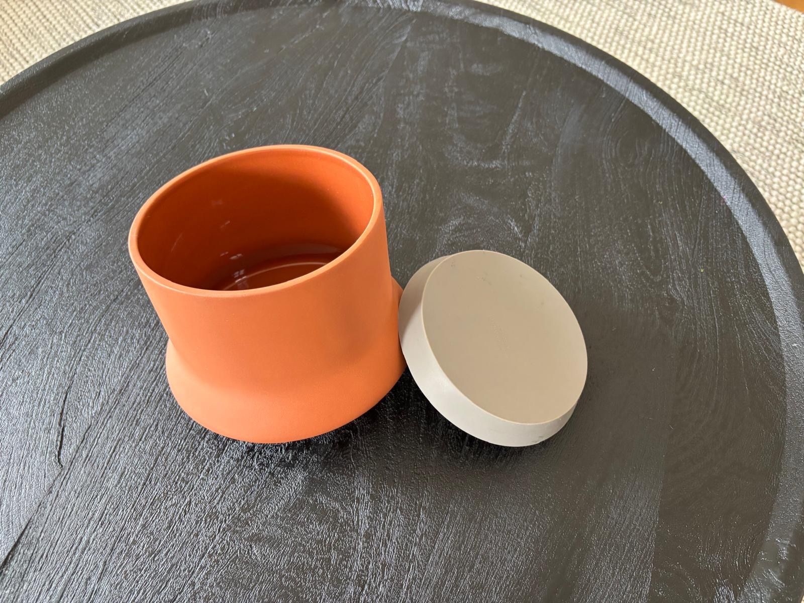 Pentole: Pots von Menu - Original Design von Benjamin Hubert – Usato da Luzern venduto da Nelemamuk 3
