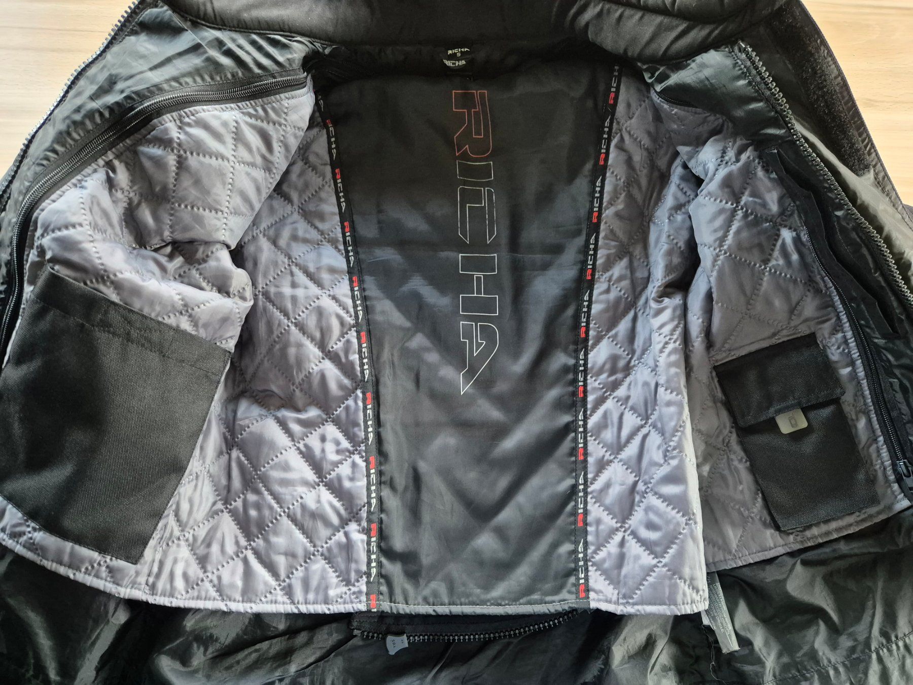 Vestes: Motorradjacke RICHA – D'occasion à Domat/Ems par palfier14 2