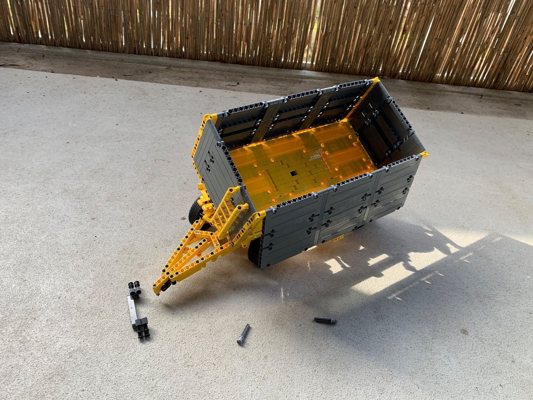 Lego Kit di costruzioni: Lego Technic - Claas Dreiseitenkipper – Usato da Salmsach venduto da ram82 1