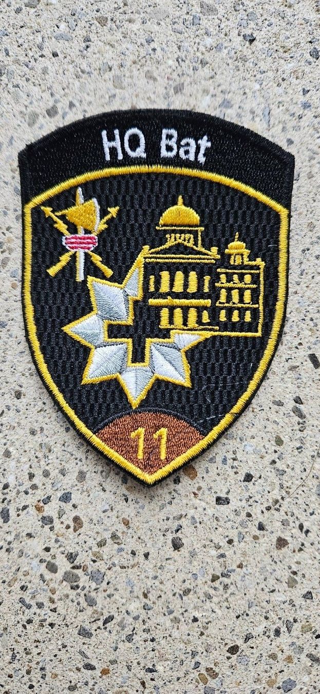 Schweizer Armee Placchette & Badge:  *** Badge HQ Bat ohne Klett ***  – Nuovo e nell'imballaggio originale da Riedholz venduto da fr_sIruP