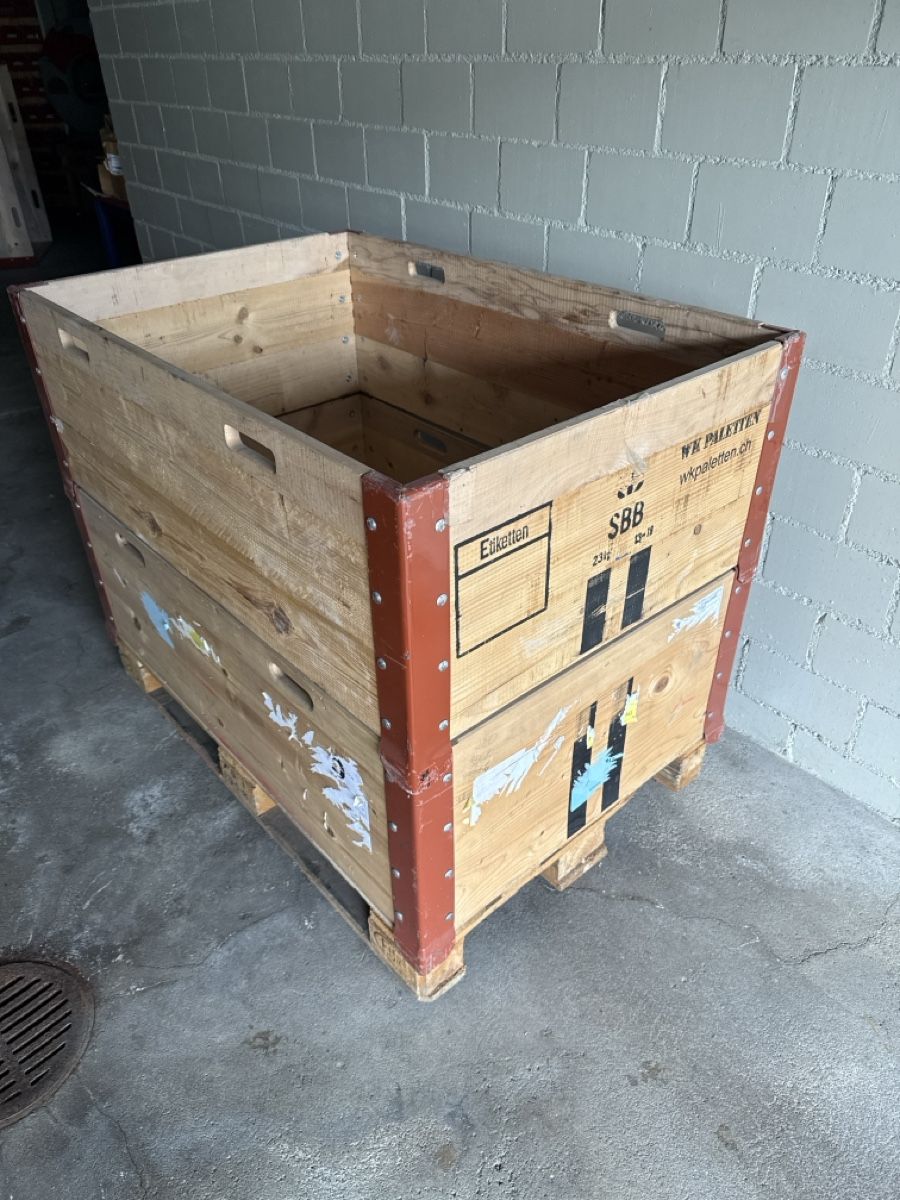 Pallets: 2x SBB-Rahmen mit Europallett – Usato da Effretikon venduto da a.husejni01 1