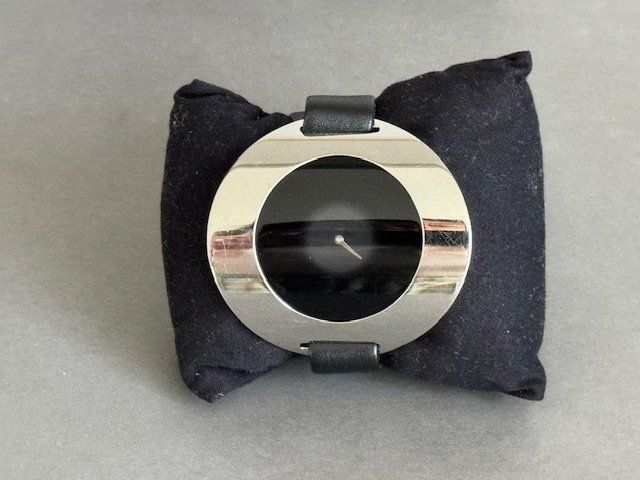 Calvin Klein Orologi: CALVIN KLEIN - DAMENUHR – Usato da Honau venduto da sainj