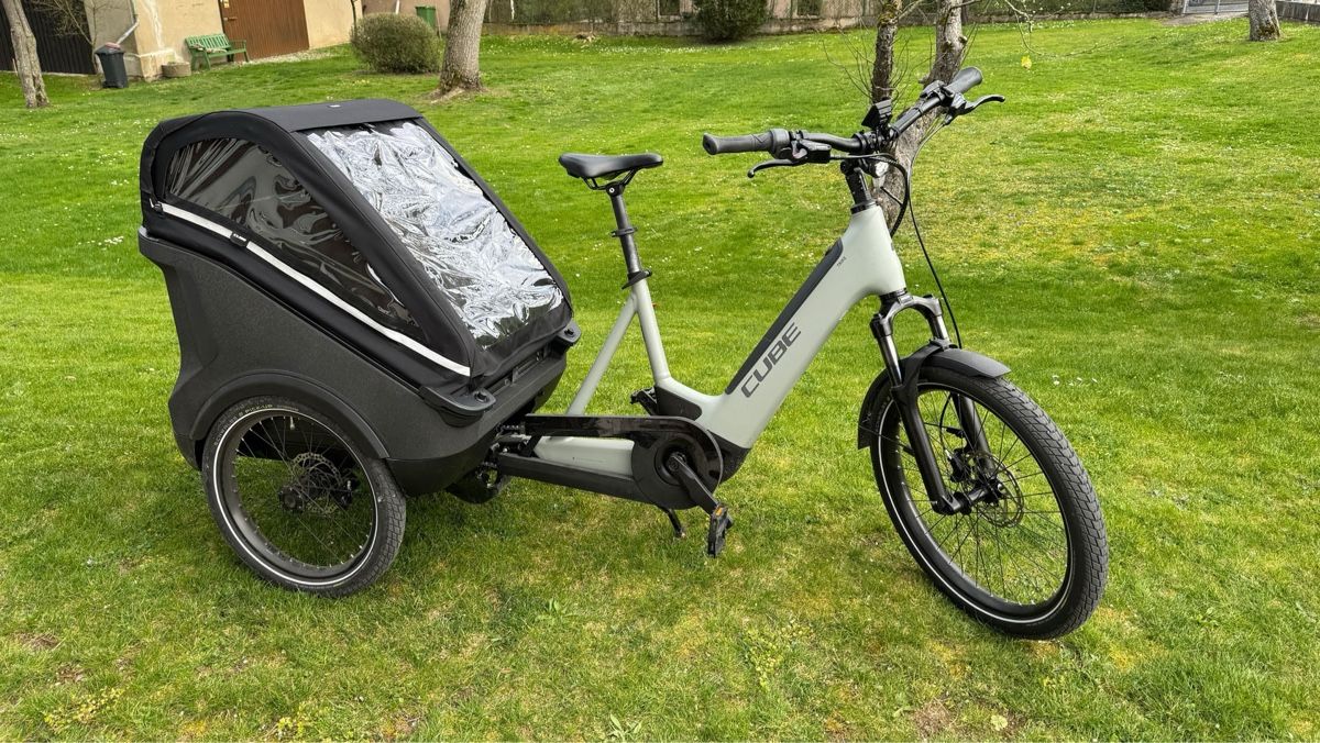 Cube Biciclette: Cube Cargo Hybrid 750, Vélo cargo électrique, occasion – Usato da Sion venduto da LaenT 1