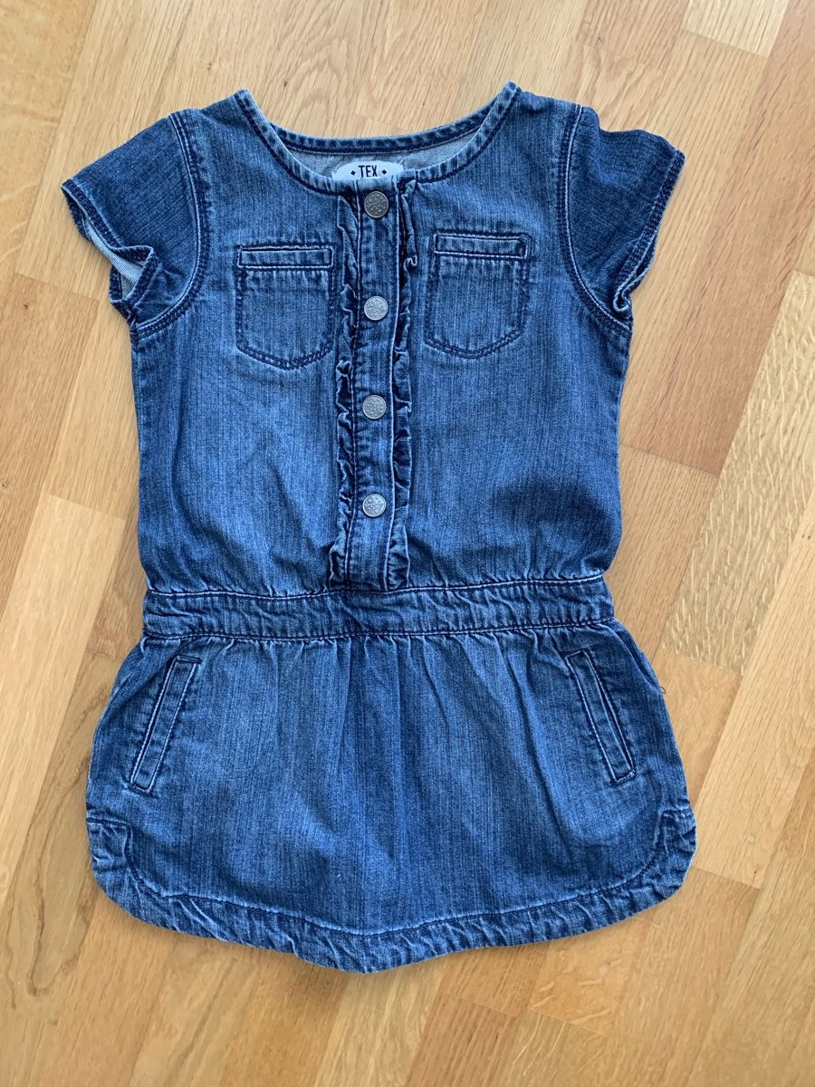 Vestiti & Gonne: Jeanskleid Mädchen 104 NEU – Nuovo e nell'imballaggio originale da Ostermundigen venduto da des_t9vv