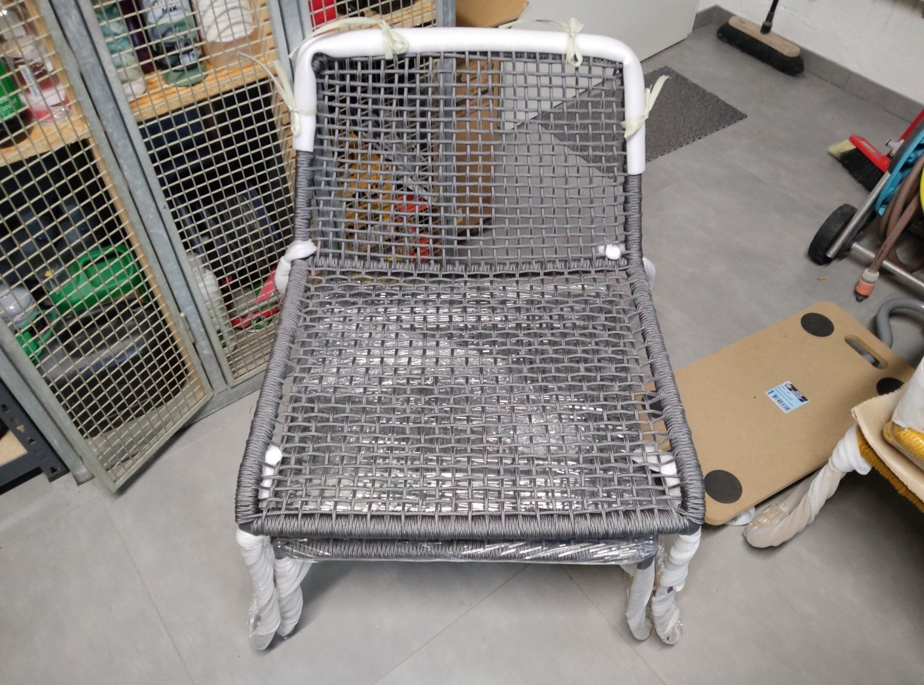 Sedie: Chaise relax design – Nuovo e nell'imballaggio originale da Vicques venduto da prairie0809