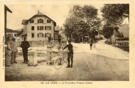 La Cure  VD  -   La Frontière Franco - Suisse