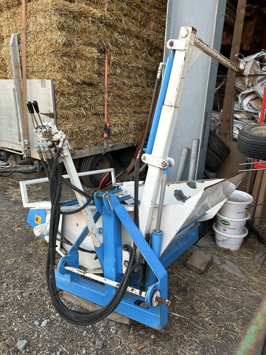 Tutte le macchine: Rundballenabwickler ballenabroller – Usato da bäretswil venduto da doser25 1