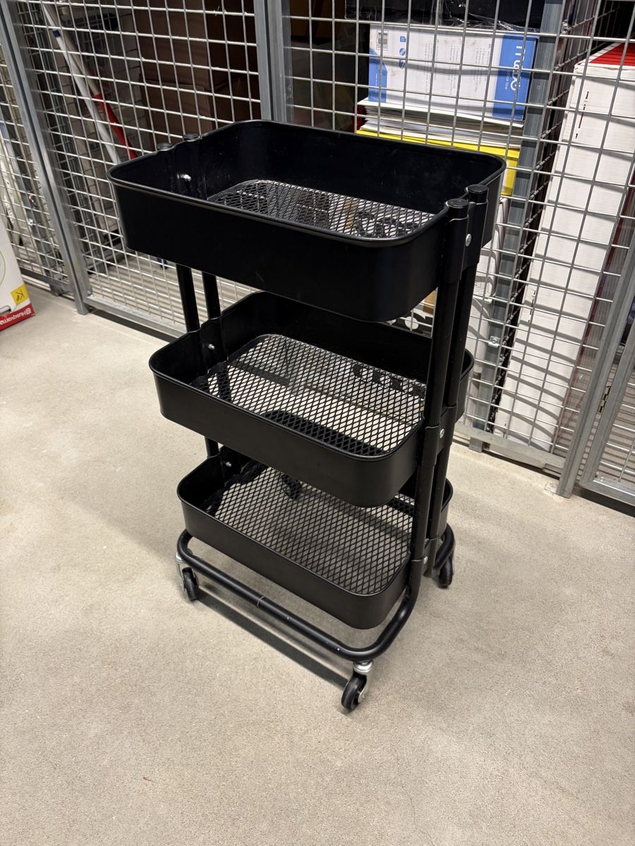 Ikea Servierwagen: IKEA Servierwagen Schwarz mit Deckel – Gebraucht aus Glattpark(Opfikon) von NadjaRr 1