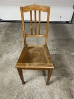 Holzstuhl, vintage, massiv, gut erhalten für dein Zuhause!
