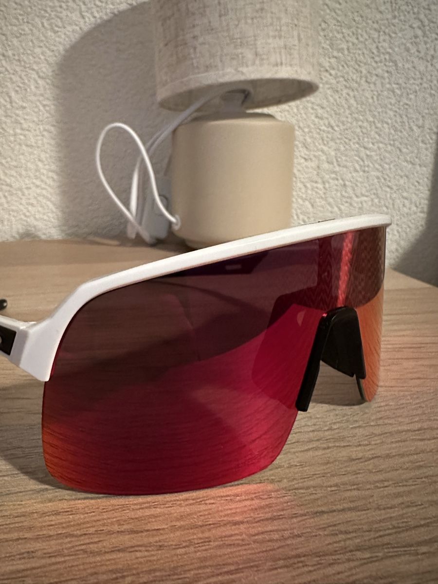 Oakley Occhiali & Lenti: Lunettes Oakley Sutro Lite – Nuovo (secondo la descrizione) da Bulle venduto da Miriammf_6