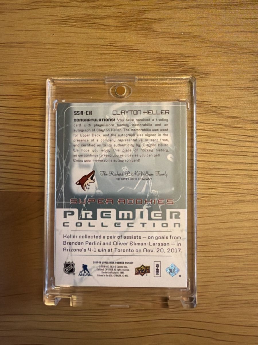 NHL Carte collezionabili: Clayton Keller 20/99 Signed Super Rookies Patch Card 2018 – Nuovo (secondo la descrizione) da St. Stephan venduto da MinoPP 1