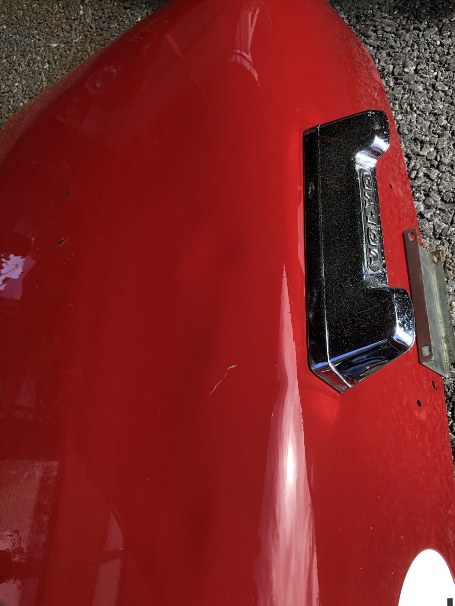 Volvo Tutti pezzi di ricambio auto: Kofferraum Abdeckung Volvo Amazon – Usato da Balzers venduto da edg_hw5p