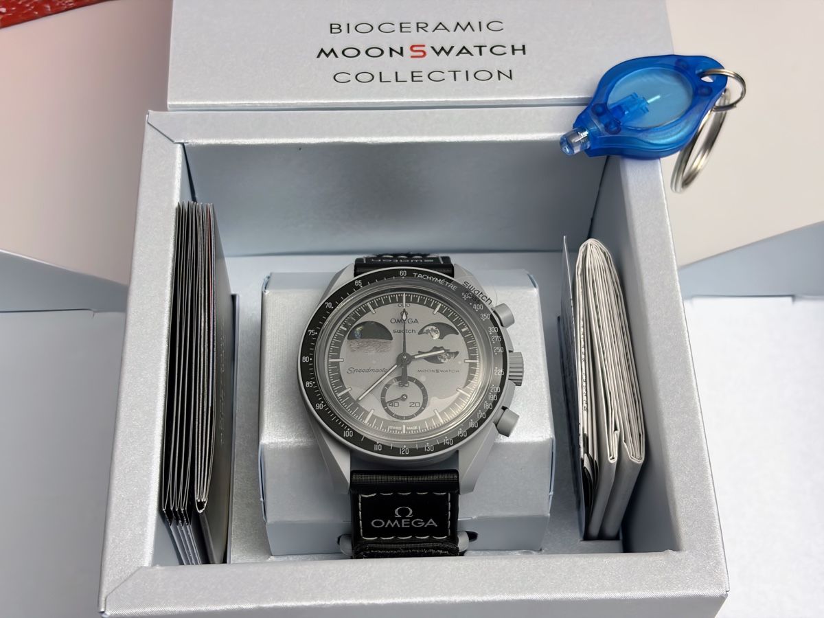Swatch Orologi: MoonSwatch Mission to Earthphase new – Nuovo e nell'imballaggio originale da Goldach venduto da secretsir