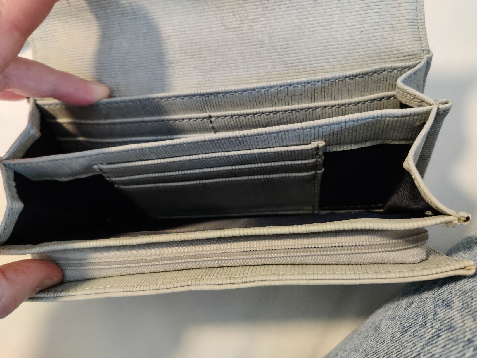 Portemonnaie: Gerry Weber Portemonnaie in grau – Gebraucht aus Abtwil SG von ste_22sn 1