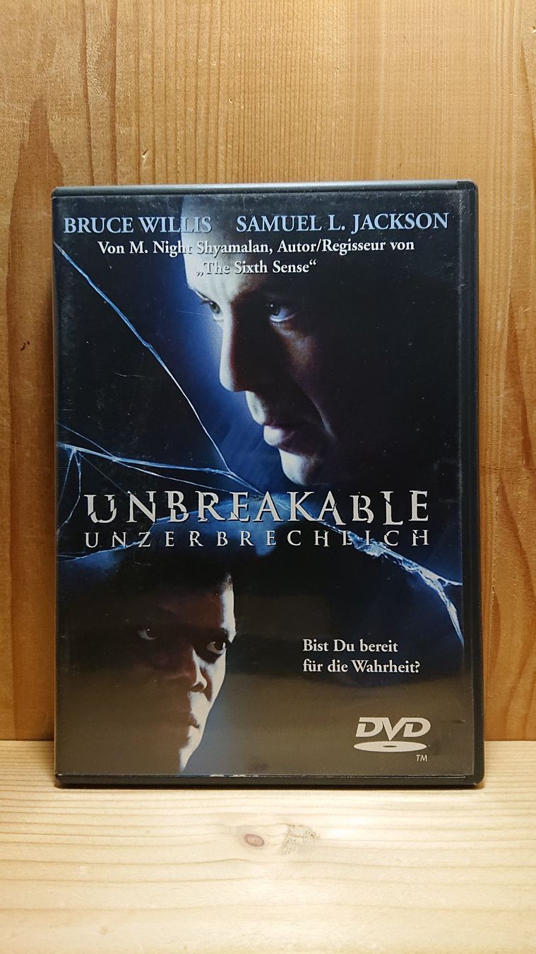 Tutti i DVDs: UNBREAKABLE Unzerbrechlich DVD mit Bruce Willis – Usato da Wilderswil venduto da Exebub