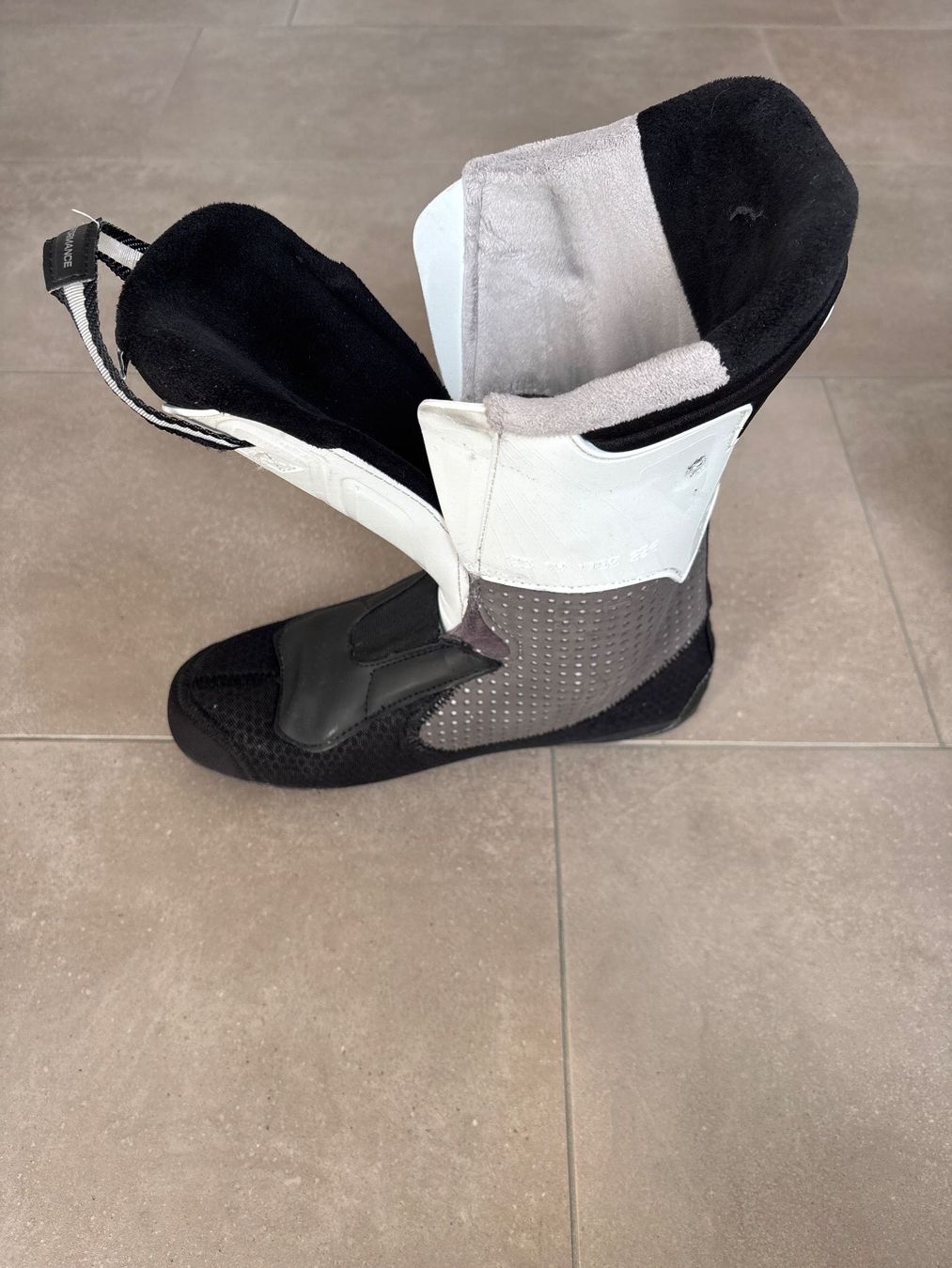 Tecnica Scarpe da donna: Skischuh Damen – Usato da Wettingen venduto da hugi1708 3