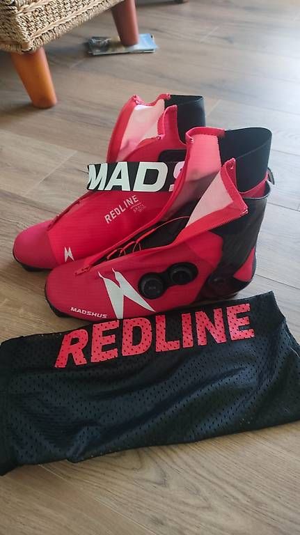Scarpe da uomo: Chaussure skating Redline Madshus – Usato da Avry-devant-Pont venduto da jul_t9x2