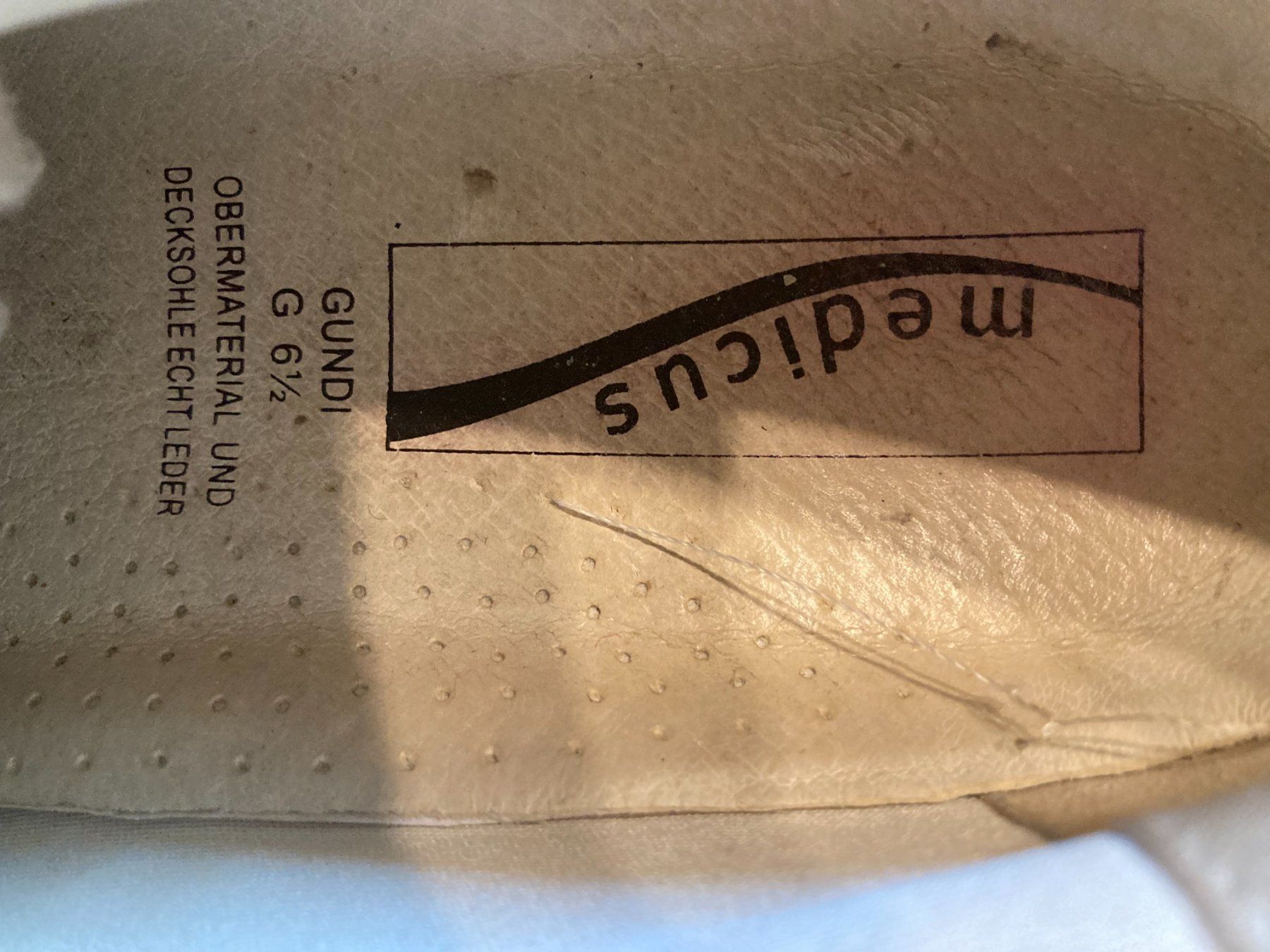 Scarpe da donna: Damenschuh – Usato da Balsthal venduto da dasesaro 1