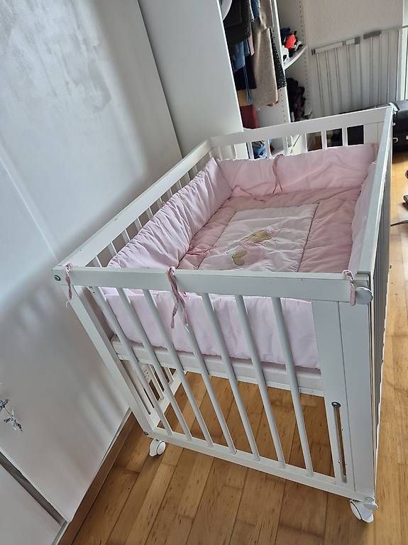 Lits: höhenverstellbares Beistellbett – D'occasion à Niederwangen BE par surfer21