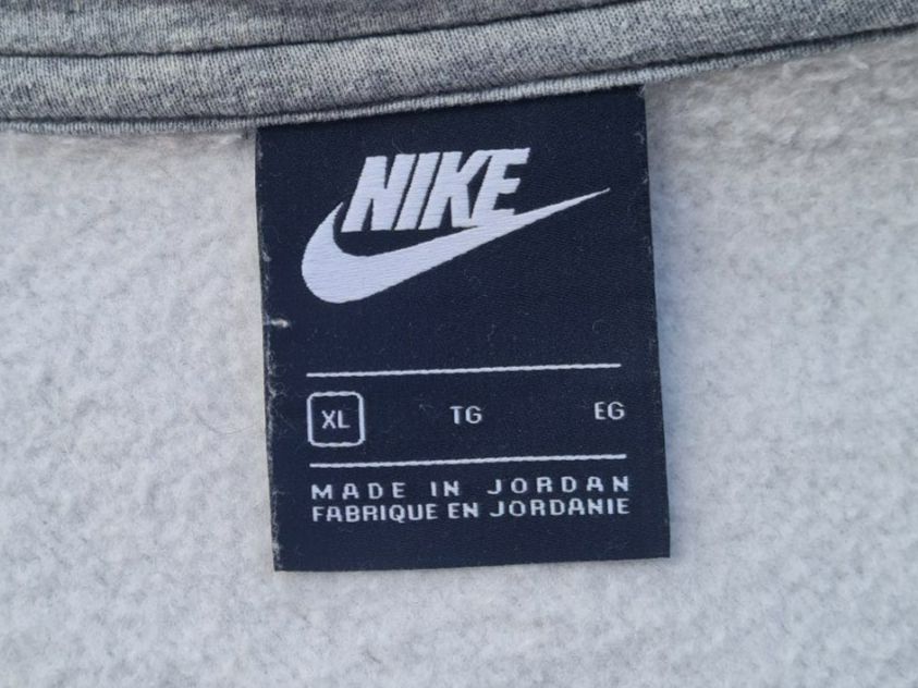 Tommy Hilfiger Pullover & Sweatshirts: Nike / Pullover / Trainerjacke / Hoodie / Herren / Grau – Gebraucht aus Safenwil von Husqi2000 4