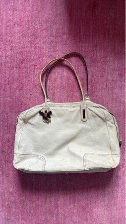 Gucci Handbag White Leather Acceptable Condition