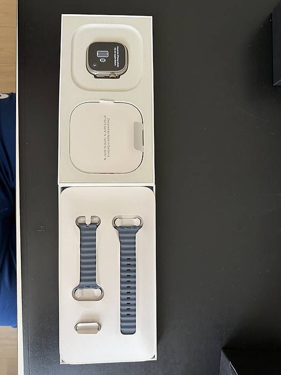 Smartwatch: Apple Watch Ultra 3 Titanium 49mm GPS + Cellular – Gebraucht aus Castel San Pietro von ulb_c6f6 1