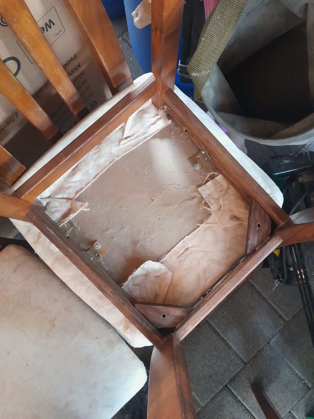 Chaises: 4 Stühle – D'occasion à Studen SZ par Mostelbock02 1