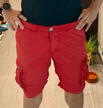 Casual Shorts in rot