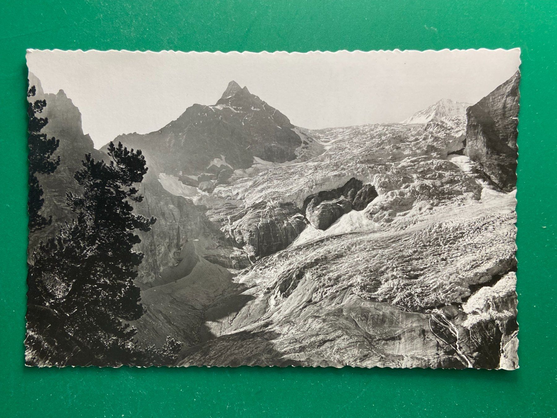 Cartoline postali: Rosenlauigletscher mit Dossenhorn – Usato da Steg VS venduto da danwer74