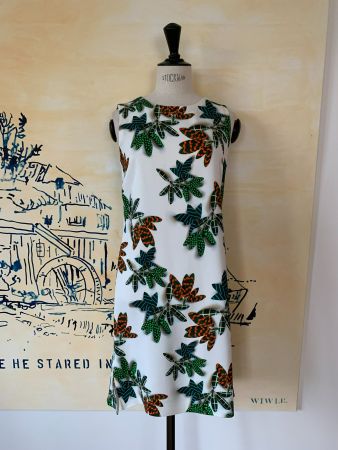 AKRIS: Herrlich bedrucktes Kleid mit Volantdetails, 36