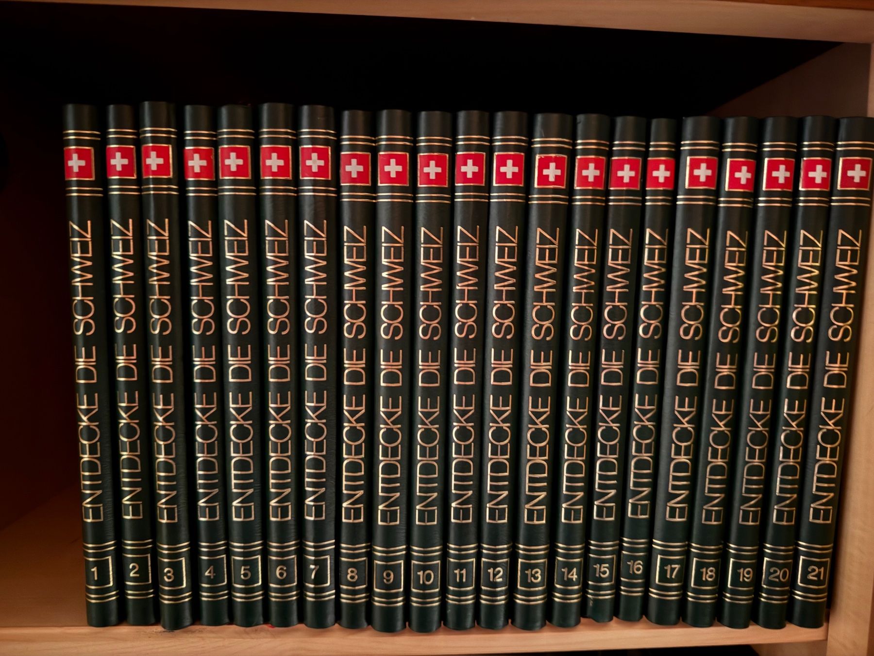 Libri: Entdecke die Schweiz - Sammlung 21 Bände – Nuovo e nell'imballaggio originale da Richterswil venduto da bru_767z