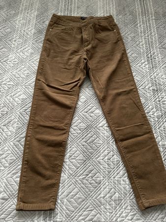 Damen Cordhose Defacto Rebecca braun Grösse 40 neuwertig