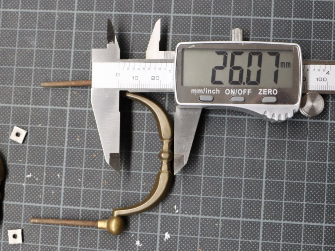 Eisenwaren: Komplettes Kommodengriffe-Set, 8 Fallgriffe – Gebraucht aus Emmetten von Super008 4