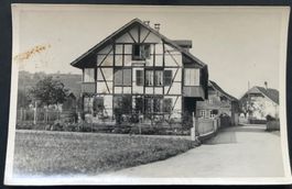 Thun, Umgebung? Ländliche Giebelhäuser/ Fotokarte ca, 1930