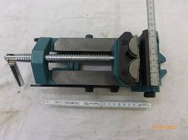 Etau à machine inclinable - mordache 90 mm