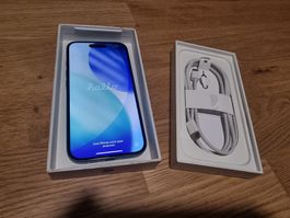 Apple iPhone 16, vert, 128 GB,avec boîte et câble