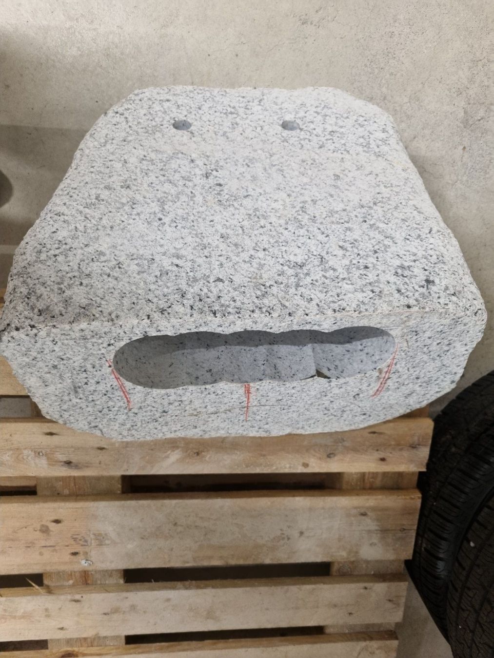 Cucine complete: Bier Zapfsäulenstein aus Granit - ein echtes Unikat! – Usato da Lenzburg venduto da freedomky 5
