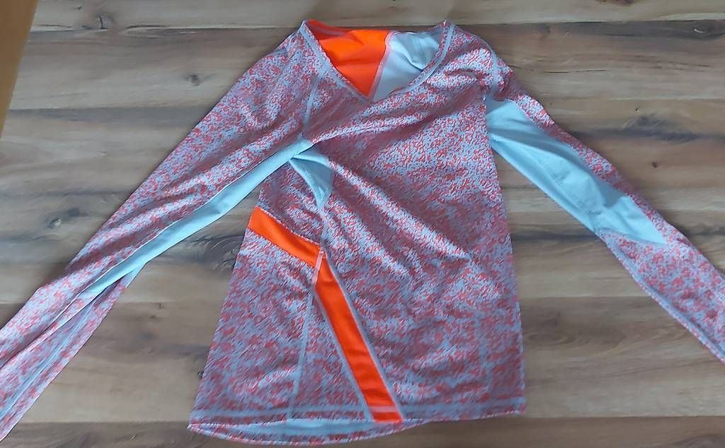 Ensembles coordonnés: Kinder Kleidung 13-14 – D'occasion à Pratteln par nt.geschenkshop 2