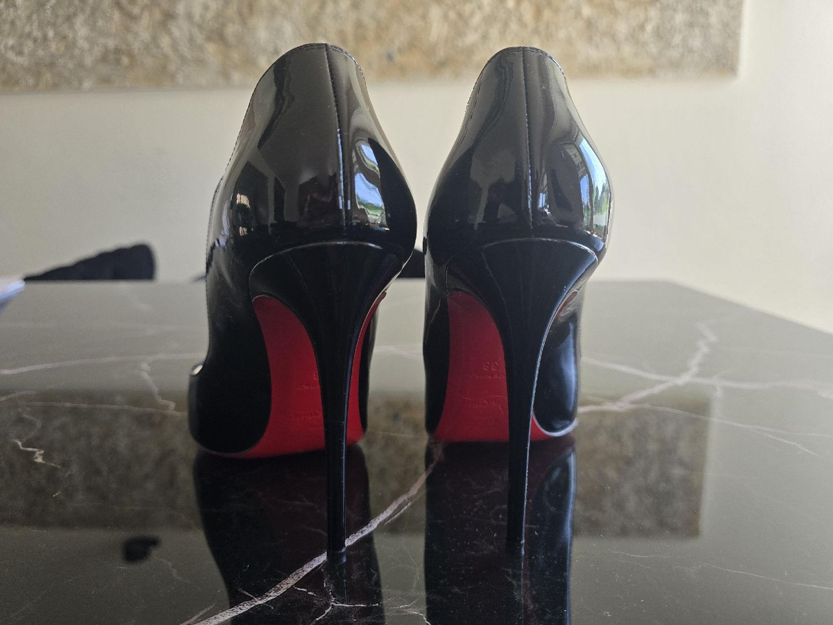 Christian Louboutin Scarpe da donna: Original Louboutin Schwarz – Nuovo (secondo la descrizione) da Zollikon venduto da cae_szy7 2