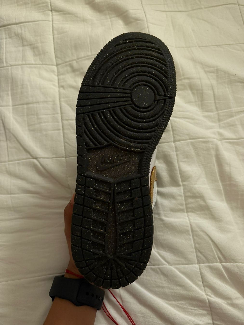 Jordan Scarpe da uomo: jordan 1 low gold – Nuovo (secondo la descrizione) da Wohlen AG venduto da yes_6sjl 3