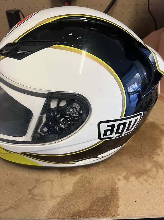 Caschi & visiere: Casque AGV Valentino Rossi  46 – Usato da Riddes venduto da Luisv 4
