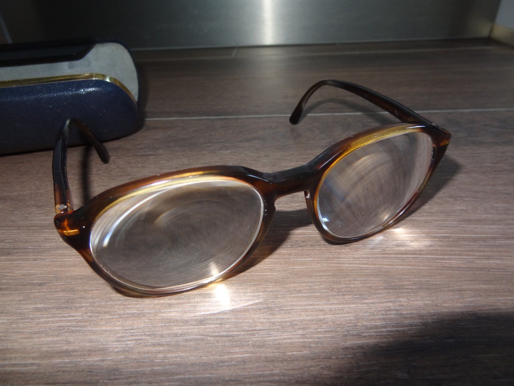 Brillen & Gläser: Lunettes de vue avec étui – Gebraucht aus Satigny von salvatore73 1