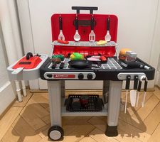 Barbecue jouet pour enfant - complet - très bon état